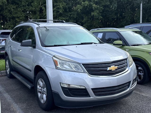 2017 Chevrolet Traverse LS