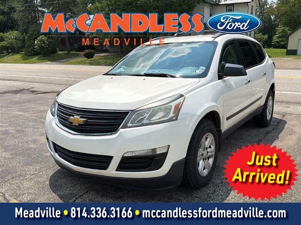 2014 Chevrolet Traverse LS — photo 1 of 14