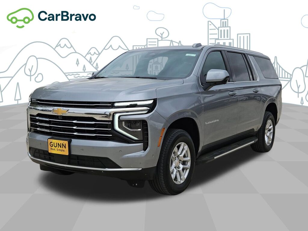 2025 Chevrolet Suburban LT — photo 1 of 6