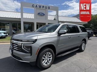 2025 Chevrolet Suburban LT