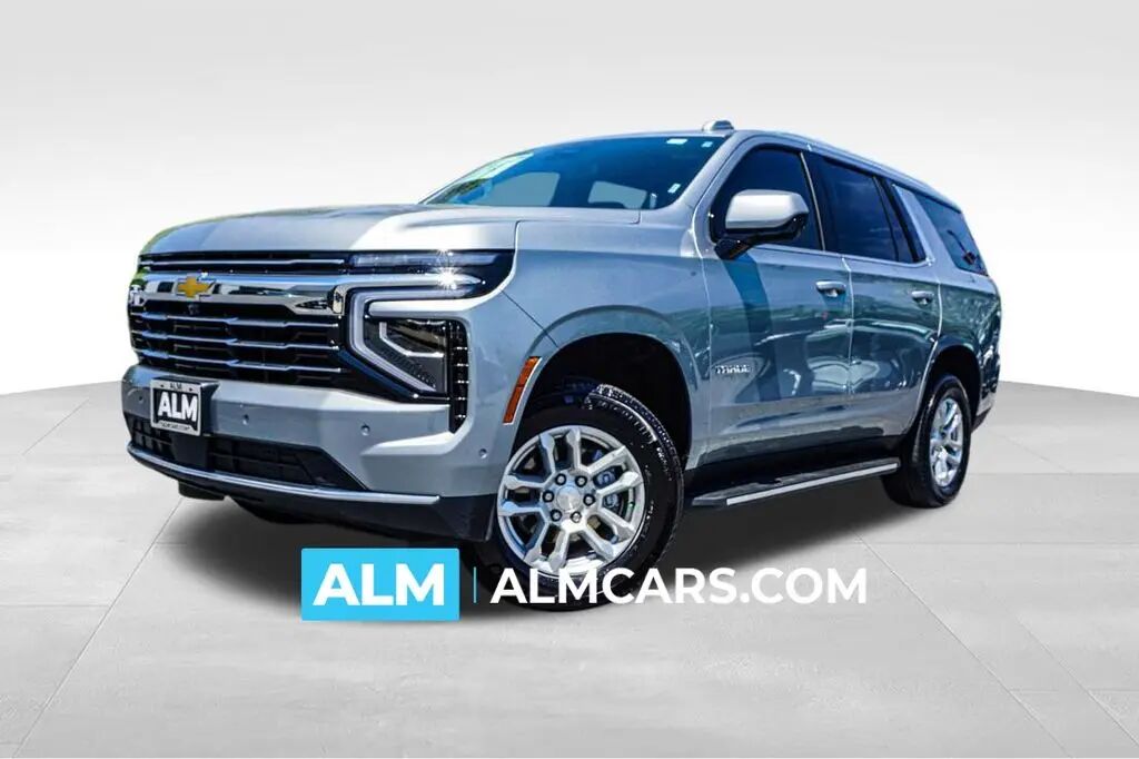 2025 Chevrolet Tahoe LT — photo 1 of 11