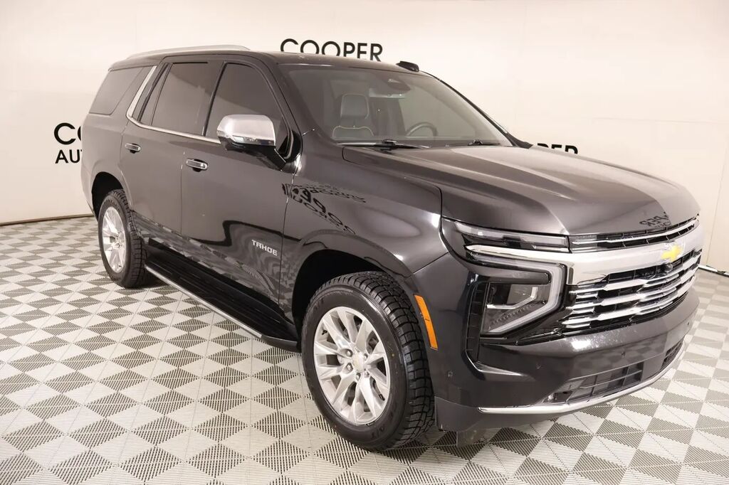 2025 Chevrolet Tahoe Premier — photo 1 of 13