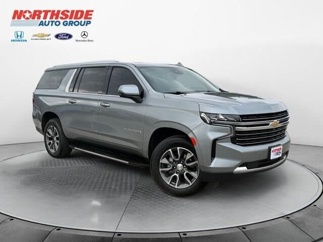 2024 Chevrolet Suburban LT