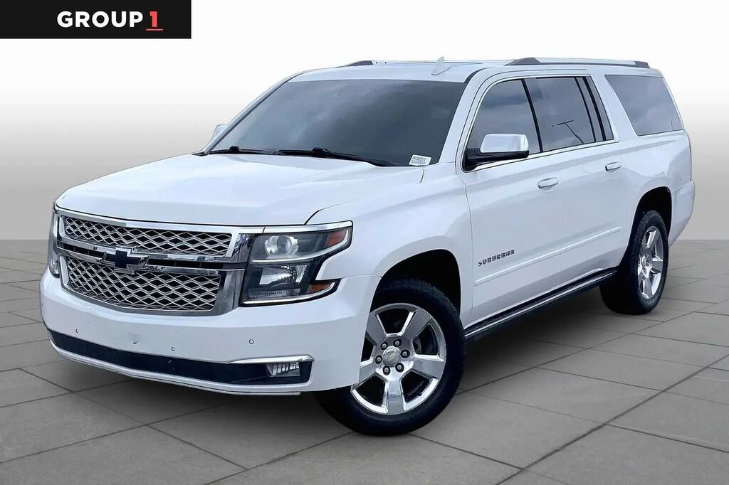 2017 Chevrolet Suburban Premier — photo 1 of 12