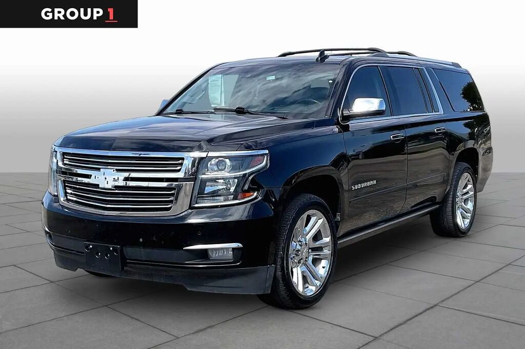 2020 Chevrolet Suburban Premier — photo 1 of 13