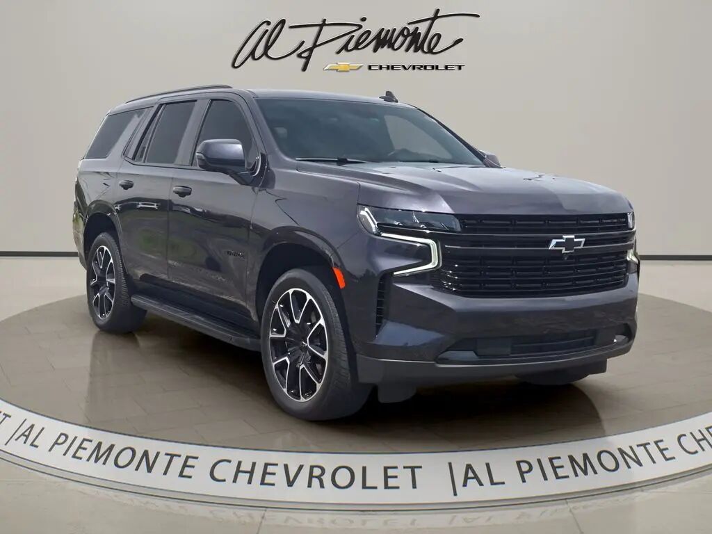 2024 Chevrolet Tahoe RST — photo 1 of 13