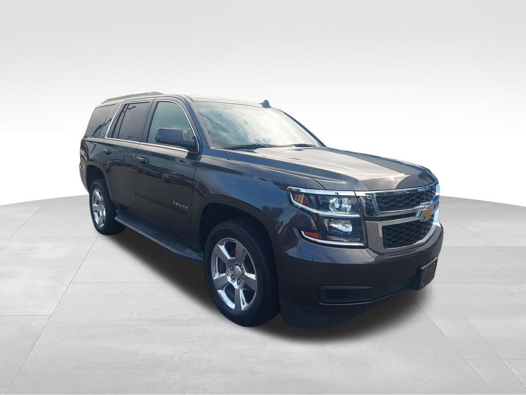 2016 Chevrolet Tahoe LS — photo 1 of 1