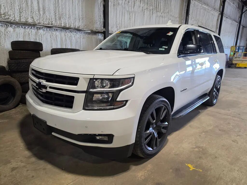 2019 Chevrolet Tahoe LT — photo 1 of 10