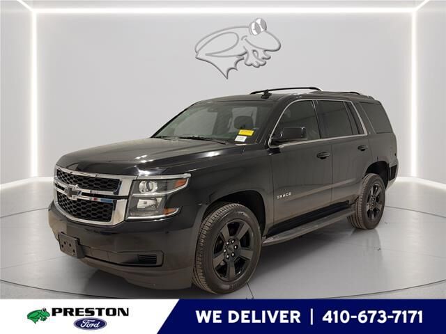 2017 Chevrolet Tahoe LT — photo 1 of 2