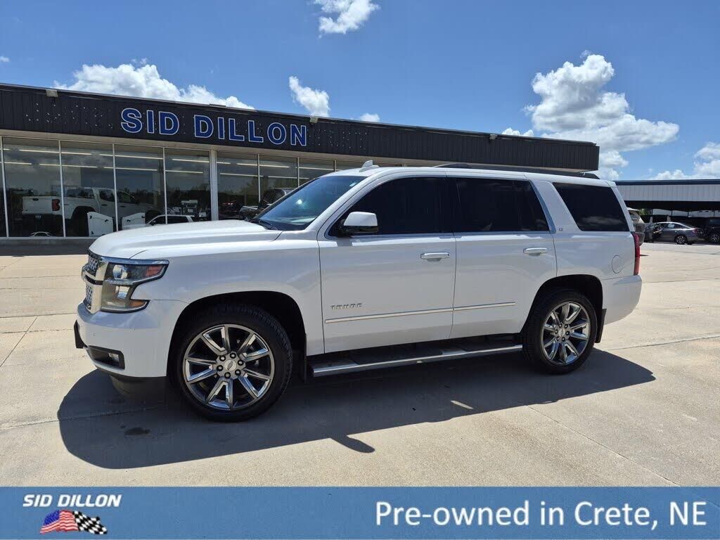 2019 Chevrolet Tahoe LT — photo 1 of 1