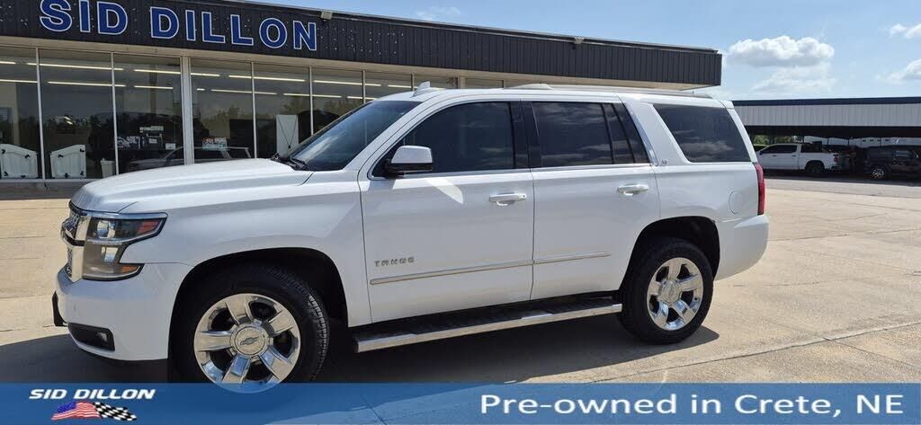 2017 Chevrolet Tahoe LT — photo 1 of 1