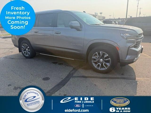 2022 Chevrolet Suburban LT