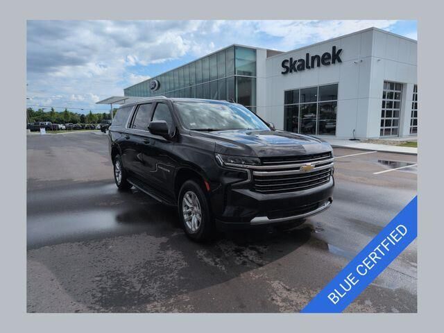 2024 Chevrolet Suburban LT