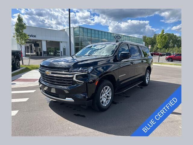 2022 Chevrolet Suburban LT