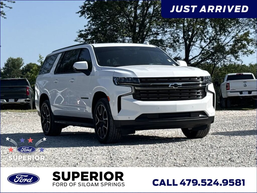 2022 Chevrolet Suburban RST — photo 1 of 5