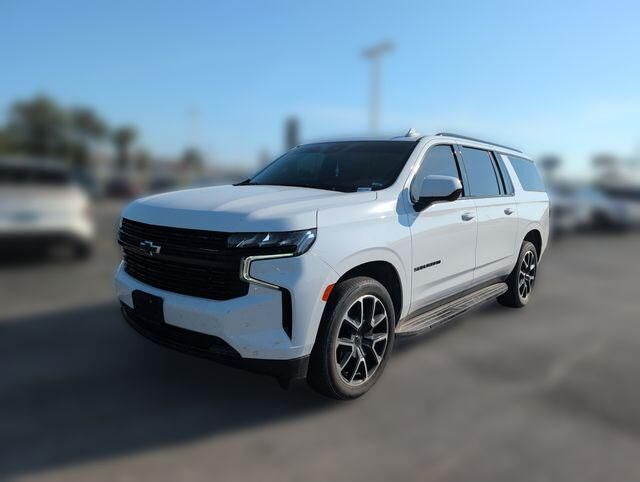 2023 Chevrolet Suburban RST