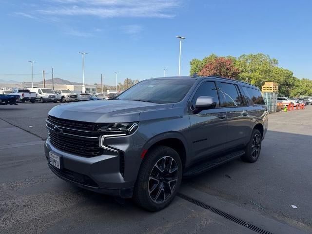 2021 Chevrolet Suburban RST