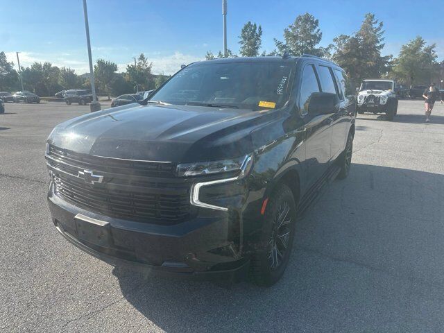2023 Chevrolet Suburban RST