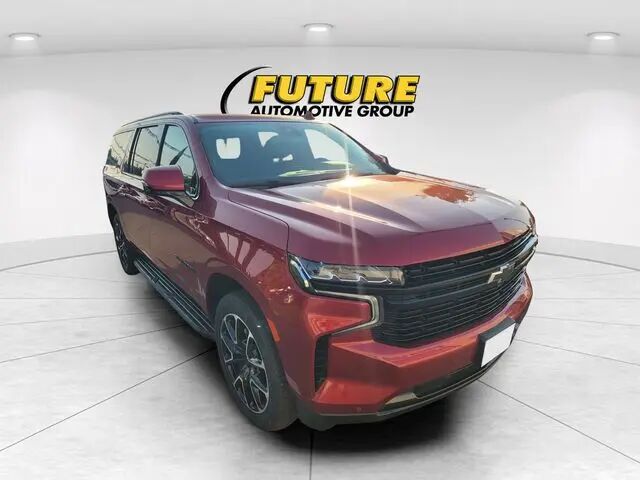 2023 Chevrolet Suburban RST — photo 1 of 13