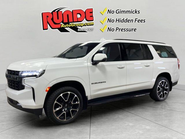 2023 Chevrolet Suburban RST