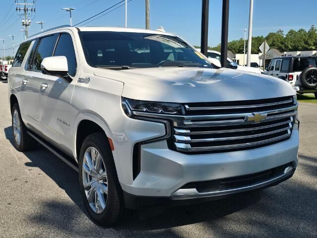 2023 Chevrolet Suburban High Country