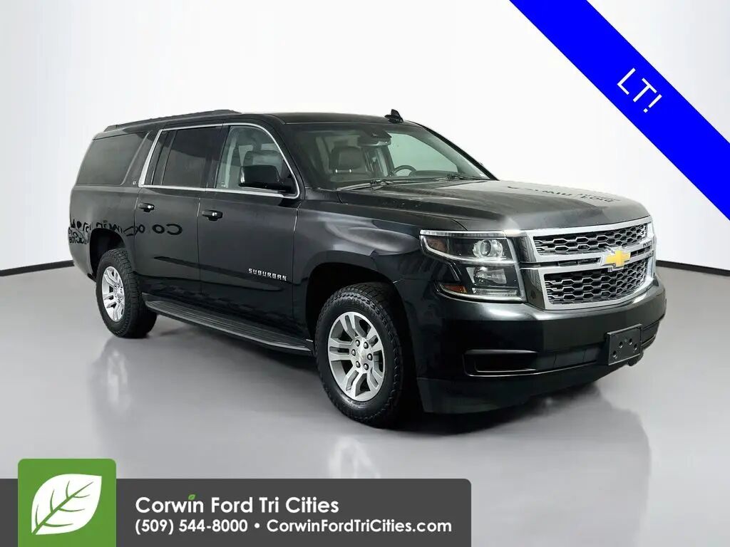 2019 Chevrolet Suburban LT — photo 1 of 13