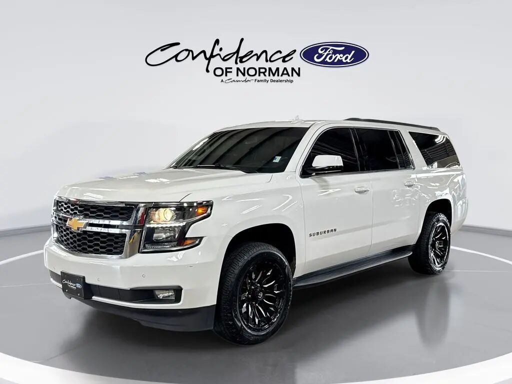 2019 Chevrolet Suburban LT — photo 1 of 26