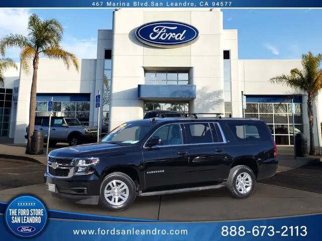 2018 Chevrolet Suburban LT — photo 1 of 13