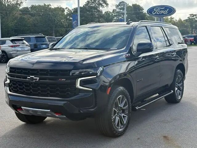 2024 Chevrolet Tahoe Z71 — photo 1 of 13