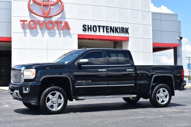 2015 GMC Sierra 2500HD Denali