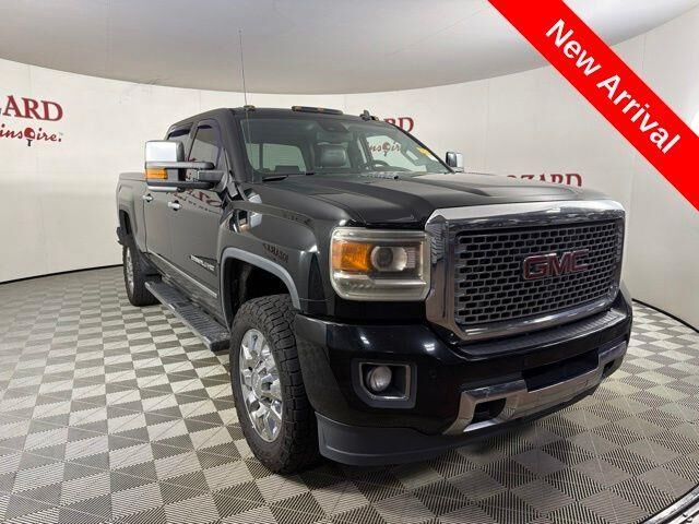 2015 GMC Sierra 2500HD Denali — photo 1 of 13