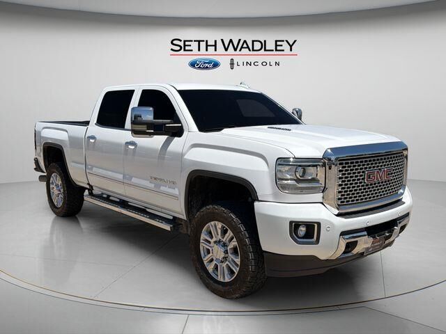 2016 GMC Sierra 2500HD Denali