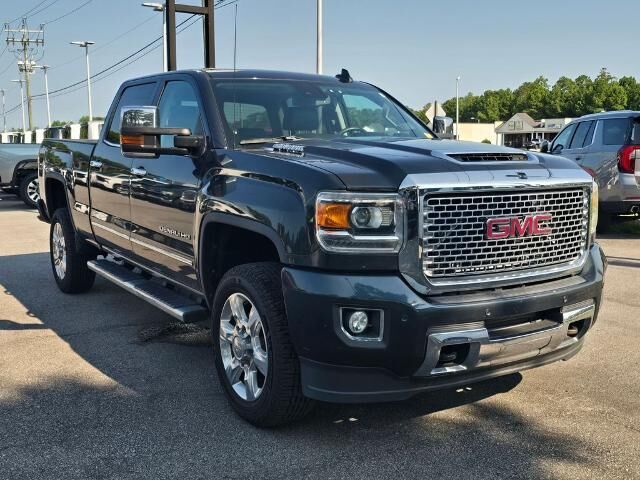 2017 GMC Sierra 2500HD Denali