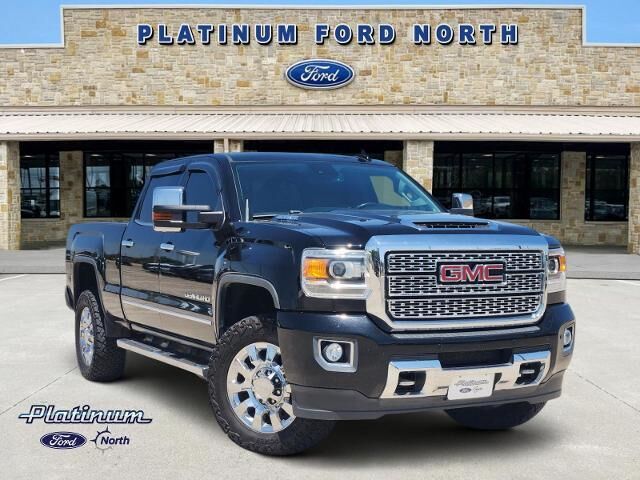 2018 GMC Sierra 2500HD Denali — photo 1 of 13