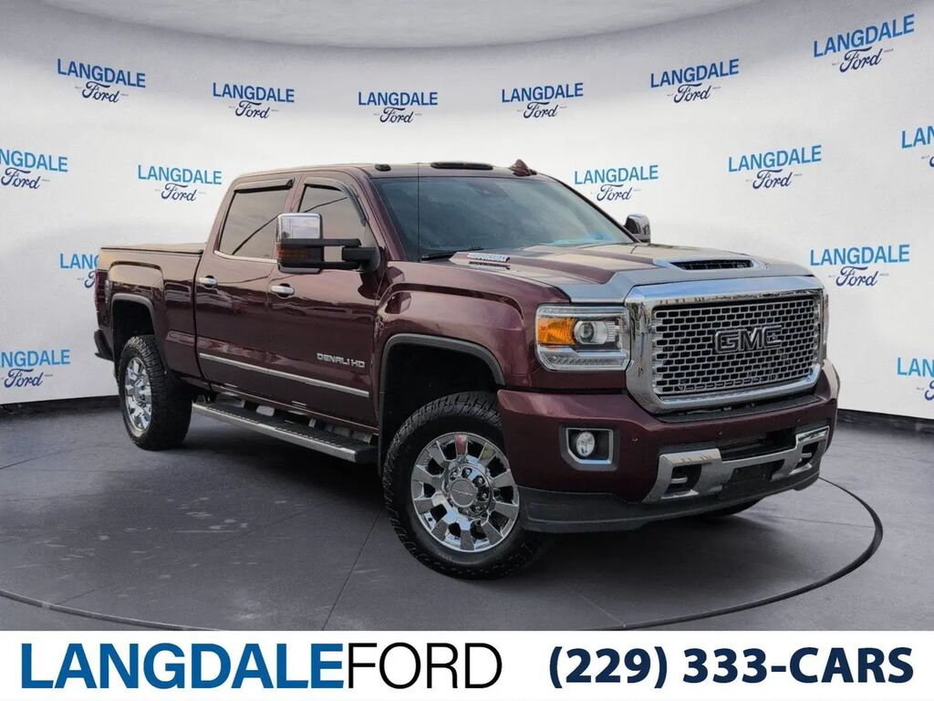 2017 GMC Sierra 2500HD Denali — photo 1 of 13