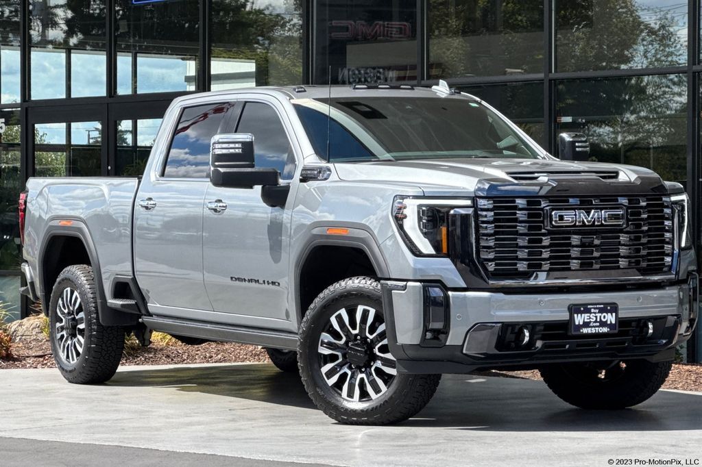 2024 GMC Sierra 2500HD Denali Ultimate — photo 1 of 13