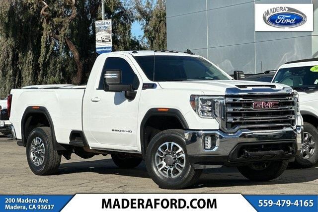 2022 GMC Sierra 2500HD SLE — photo 1 of 3