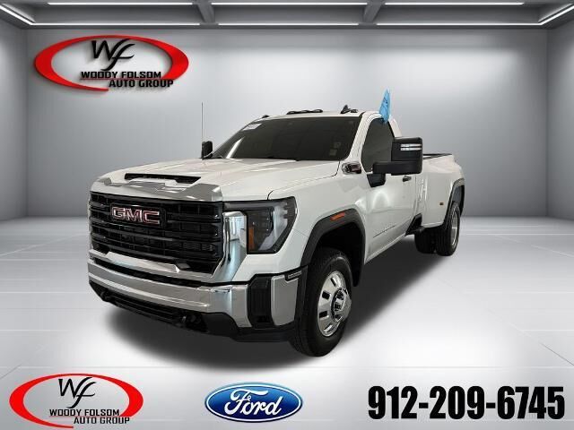 2025 GMC Sierra 3500HD Pro