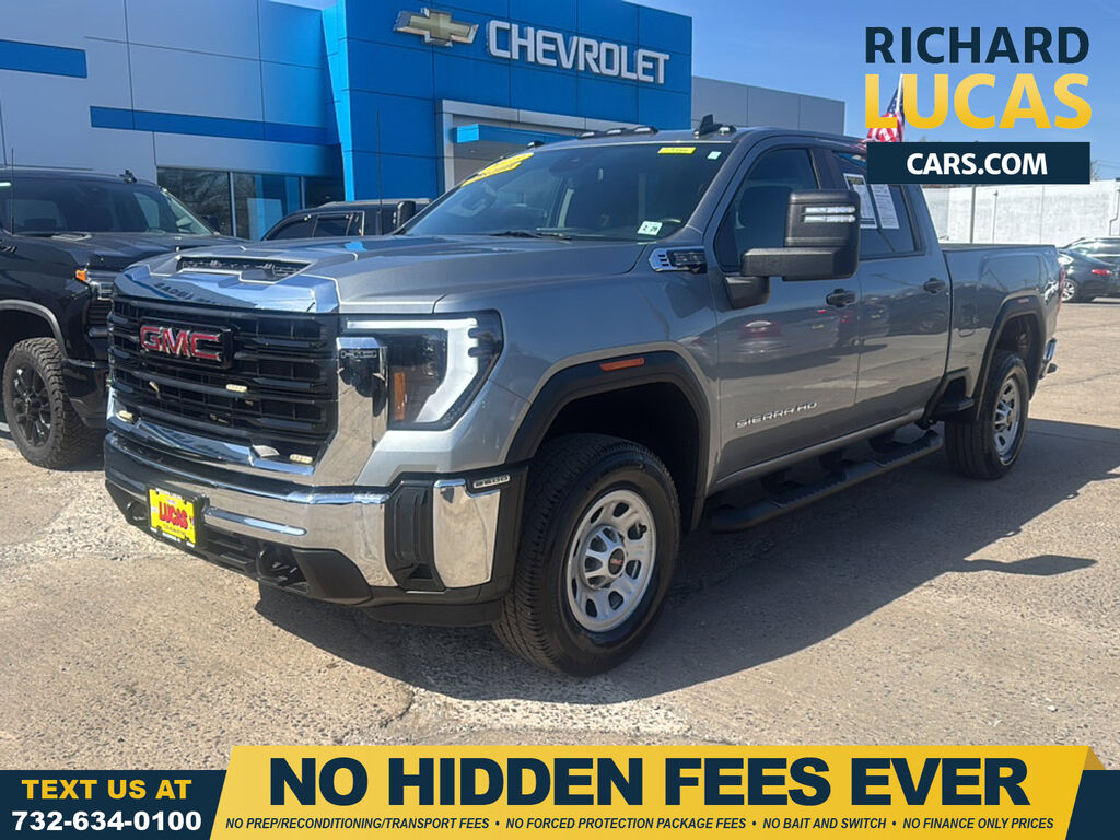 2024 GMC Sierra 2500HD Pro — photo 1 of 7