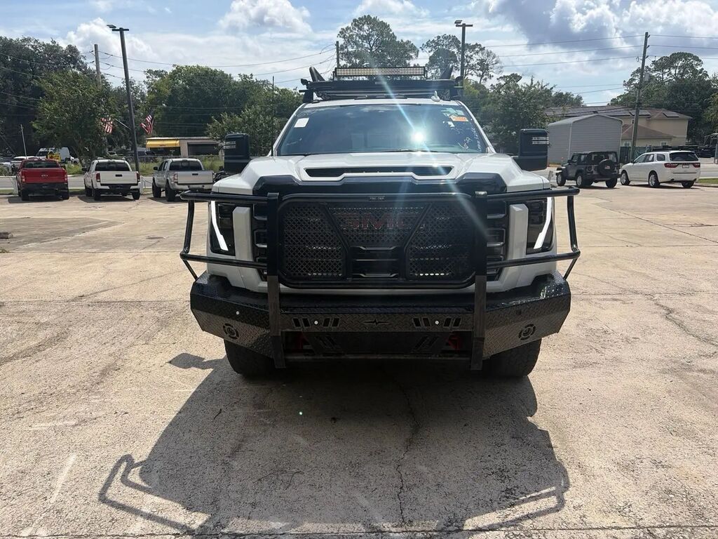 2024 GMC Sierra 2500HD AT4 — photo 1 of 13