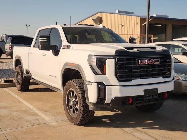 2024 GMC Sierra 2500HD AT4