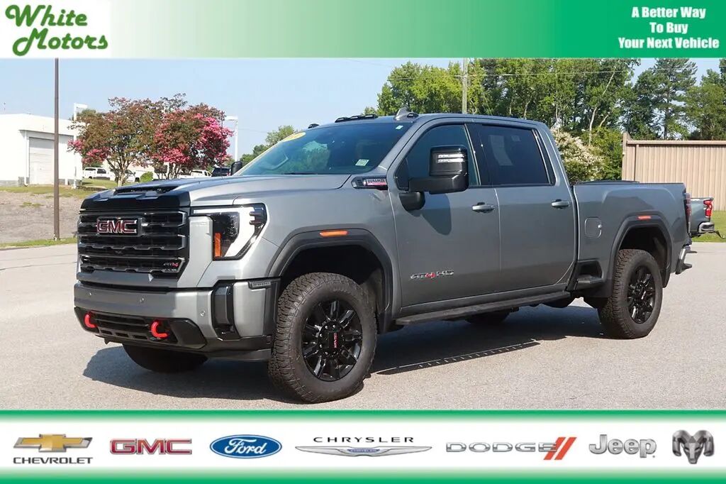 2024 GMC Sierra 2500HD AT4 — photo 1 of 13
