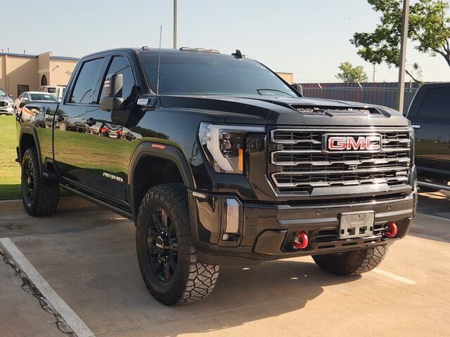 2024 GMC Sierra 2500HD AT4