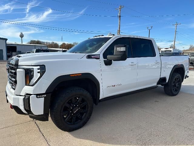 2024 GMC Sierra 2500HD AT4