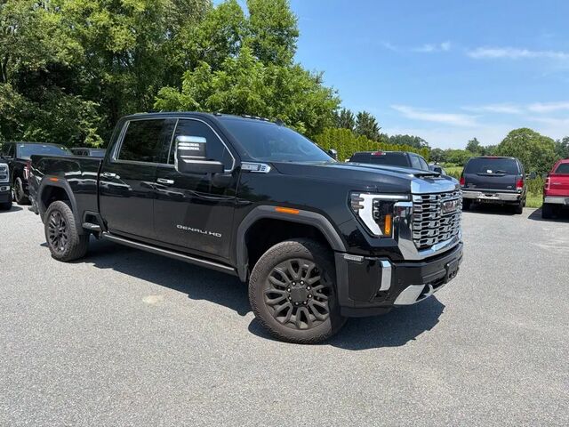 2024 GMC Sierra 2500HD Denali