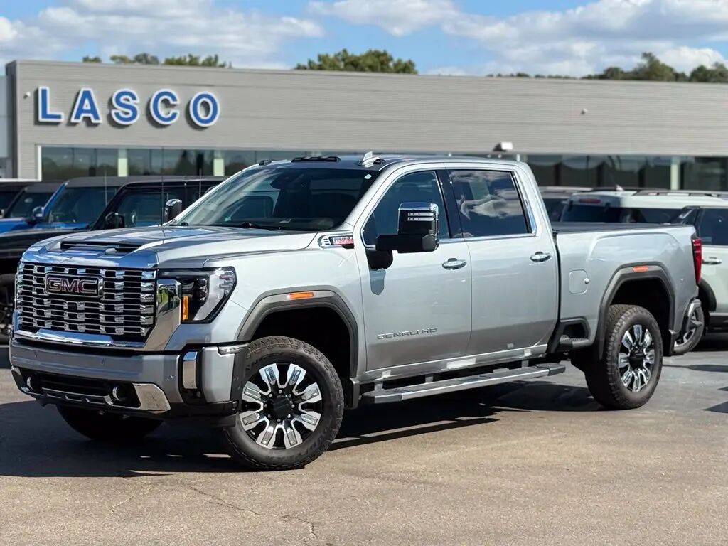 2024 GMC Sierra 2500HD Denali — photo 1 of 13