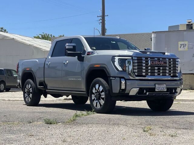 2024 GMC Sierra 2500HD Denali