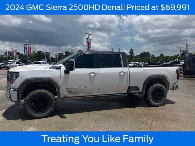 2024 GMC Sierra 2500HD Denali