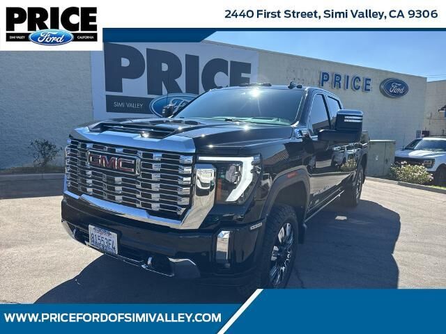2024 GMC Sierra 2500HD Denali — photo 1 of 13