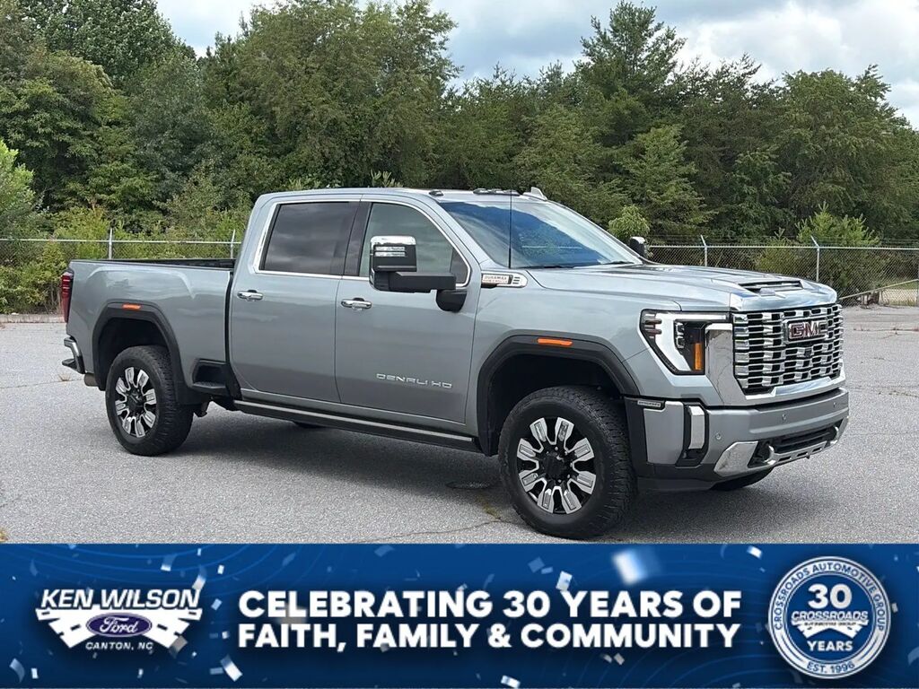 2024 GMC Sierra 2500HD Denali — photo 1 of 13